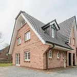 Haushälfte B, Haus Nordgang 8
