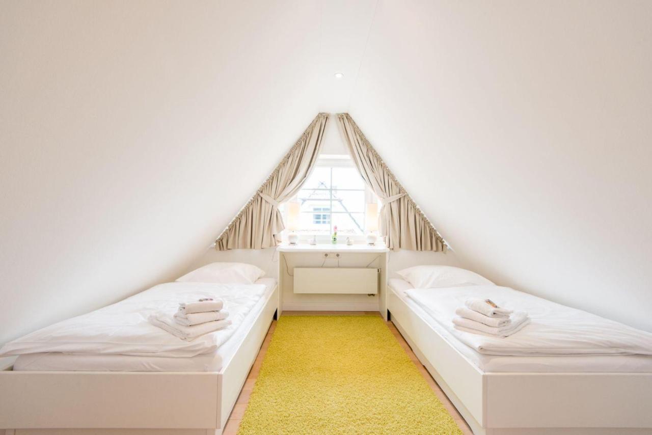 Haushälfte B, Haus Nordgang 8 *
